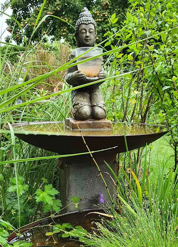 Garden Decor: Garden Statues