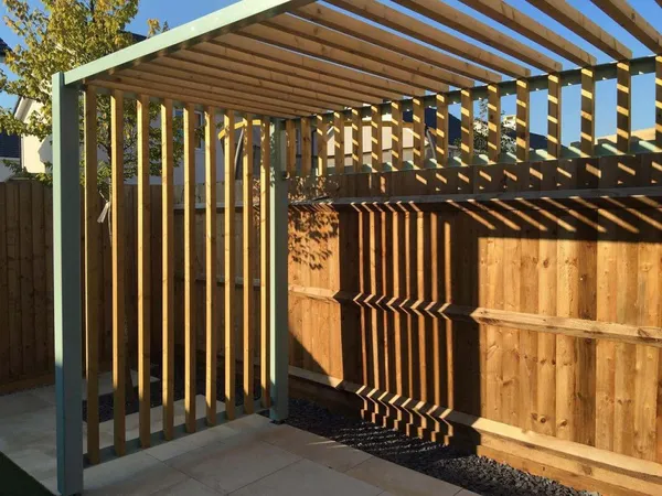 Garden Structures—From Pergolas to Canopies and Garden Rooms: The Complete Guide!